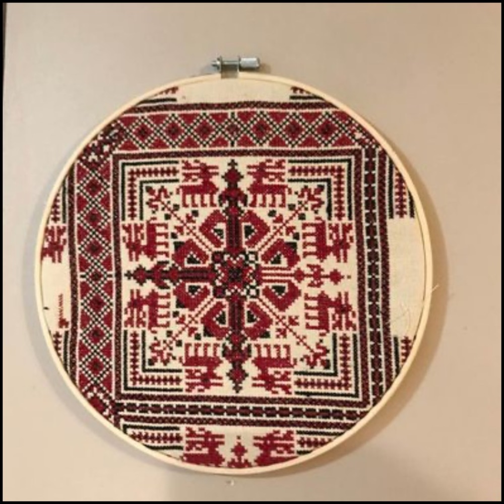 Embroidery art - Picture 2 of 2